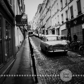 Connie Hanks Photography // ClickyChickCreates.com // Old world, retro, vintage vibe in Montmartre Paris, B&W