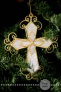 Connie Hanks Photography // ClickyChickCreates.com // Christmas, decorations, ornaments, diptychs, Advent