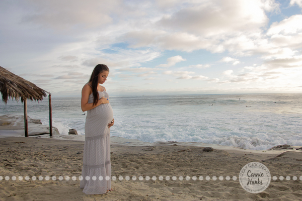 Connie Hanks Photography // ClickyChickCreates.com // San Diego maternity photo session, beach maternity photos,